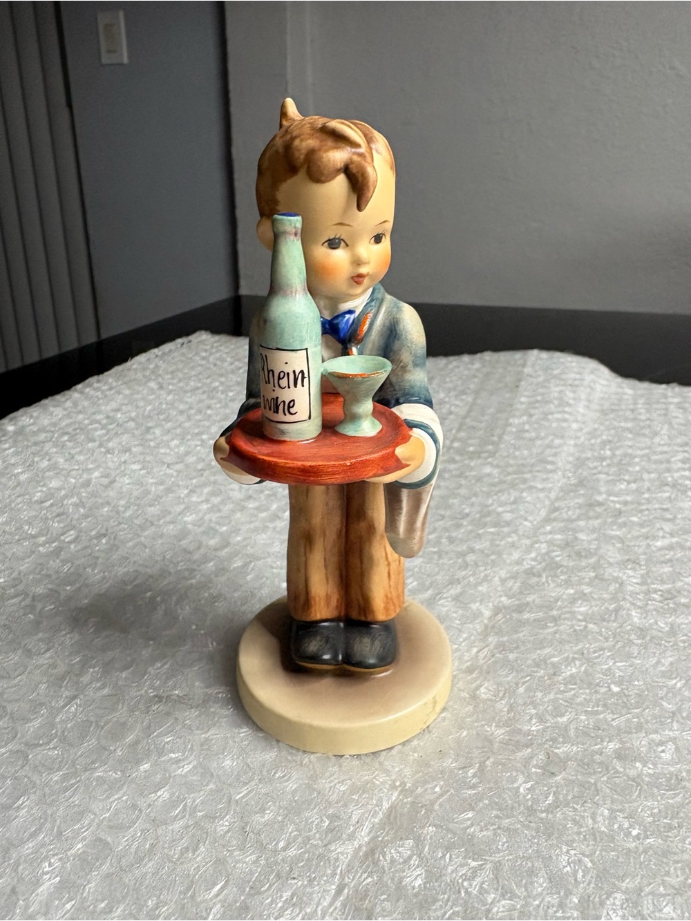 Goebel Hummel "Waiter" Figurine
